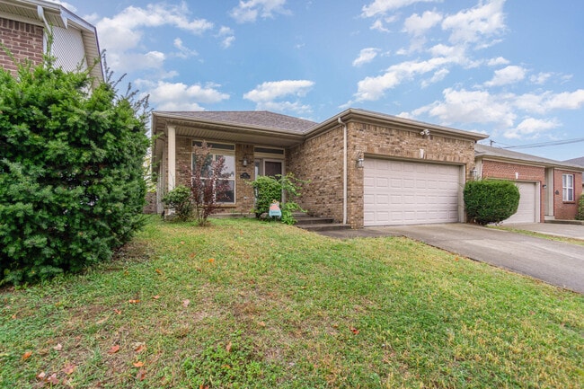 Photo - 741 Whispering Brook Trce