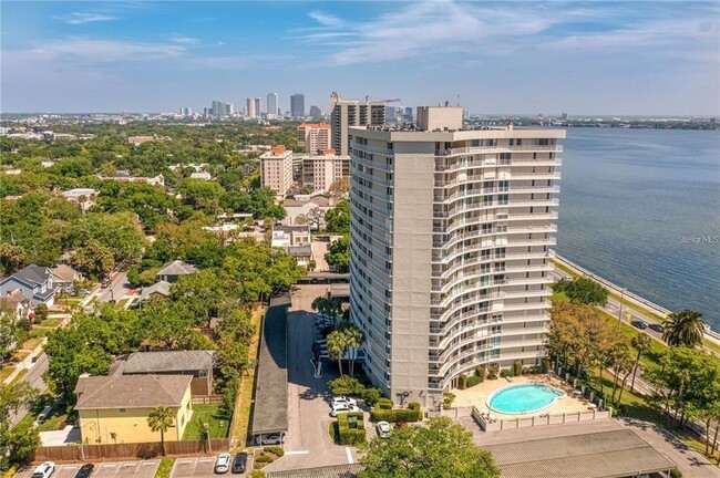 Building Photo - 2611 Bayshore Blvd Unit 806