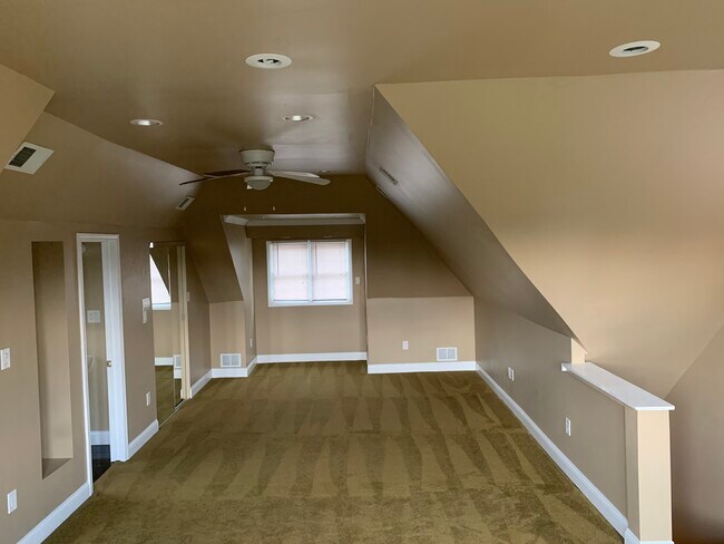 Spacious bedroom #2 with full bath#2 - 325 Hallock St Unit 325 Hallock #2