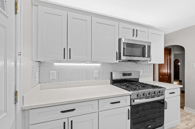 Photo - 52 Owendale Ave