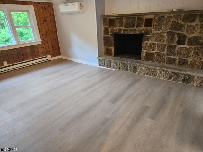 Photo - 72 Glenwood Mt Rd