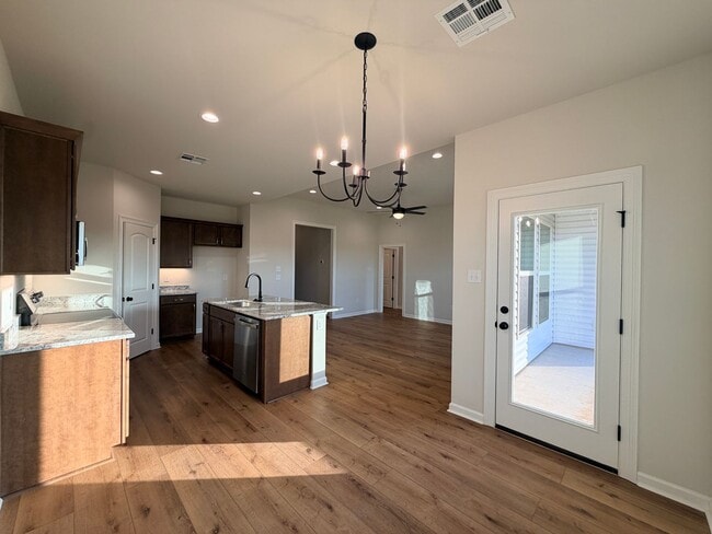 Photo - 189 Berkshire Pl