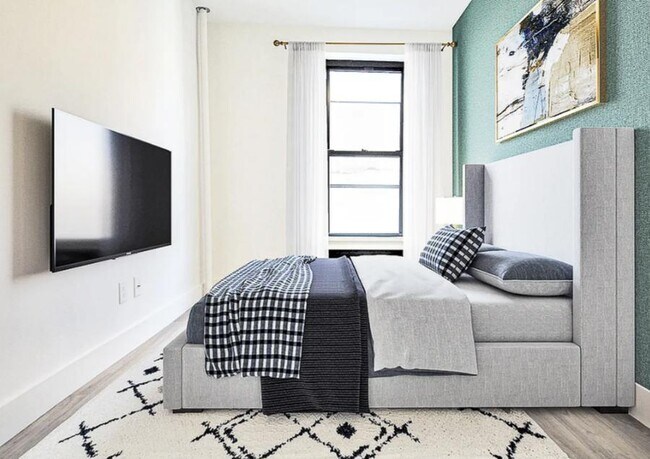 Photo - Broadway Unit 5I