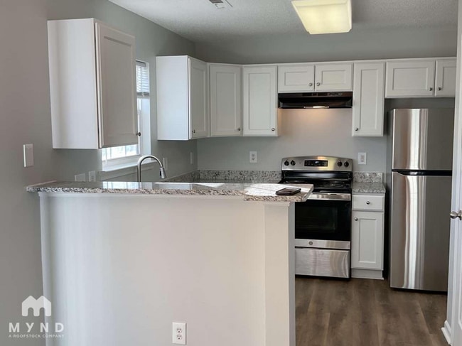 Photo - 7412 Lowell Ridge Rd