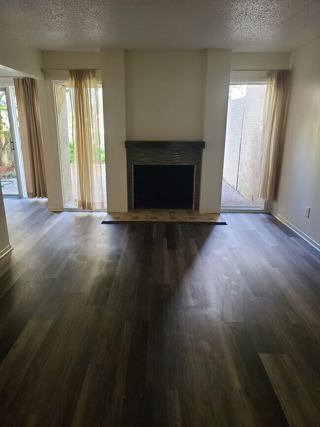 Photo - 1800 Navajo Pl