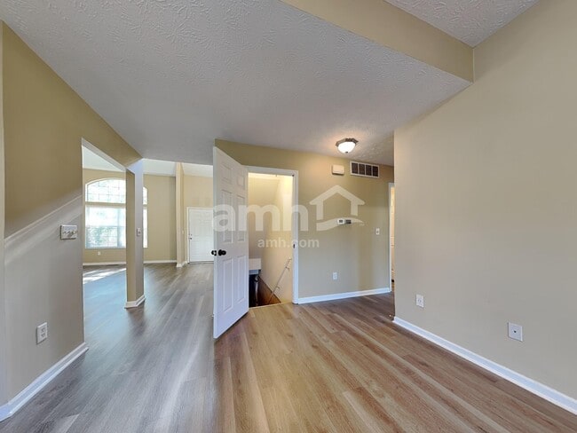 Photo - 6957 Spring Farm Ct