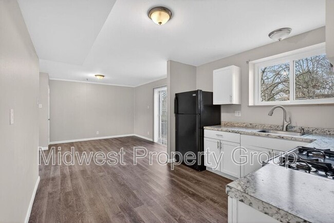 Photo - 1165 Derhake Rd