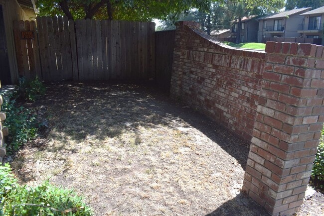 Photo - 5606 Passero Way