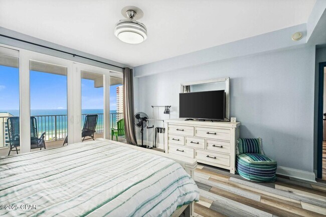 Photo - 9860 S Thomas Dr Unidad 1221