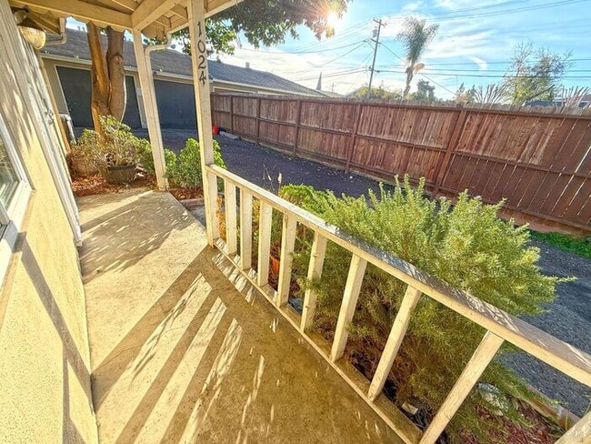 Photo - 1024 Luther Ave