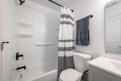 Photo - 62 S Main St