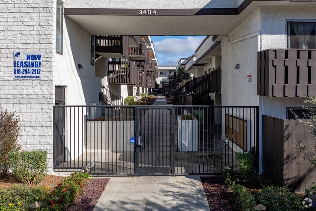 Photo - Peerless Building Corp.