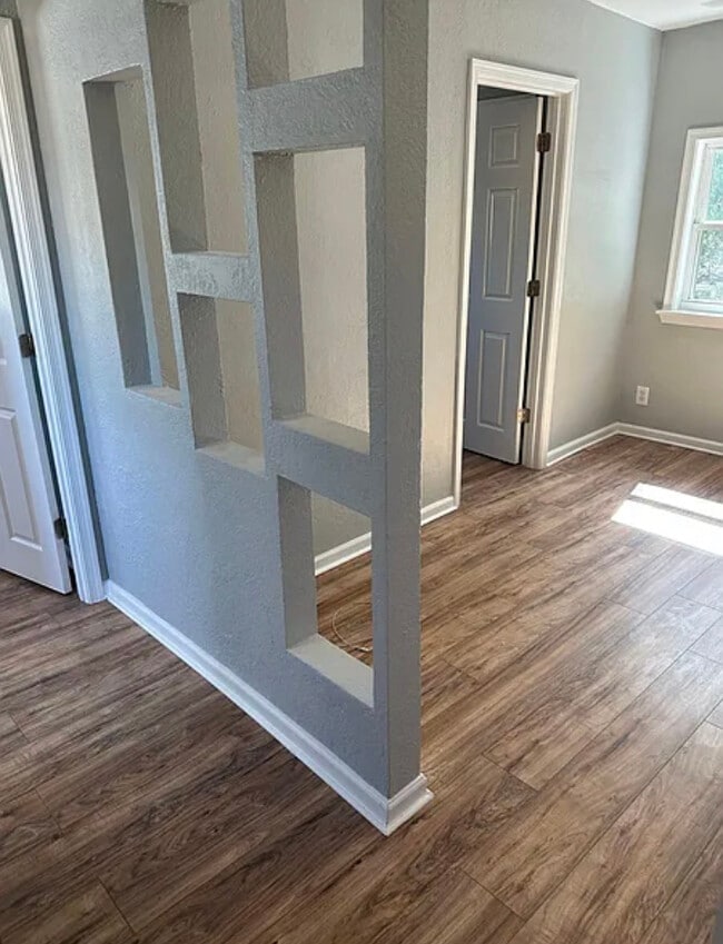 Photo - Hedgerow Apartment - Utilities Included