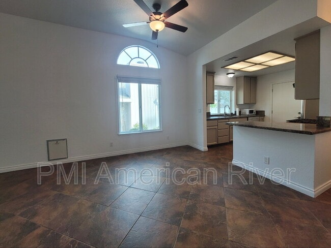 Photo - 3041 Wolfe Ct