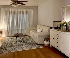 Photo - 5320 Balcones Dr Unidad H