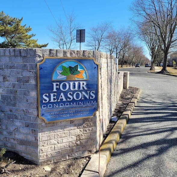 Photo - 4310 Dolphin Ave Unidad 4310