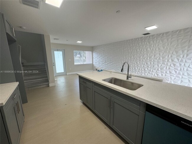 Photo - 217 NW 159th St