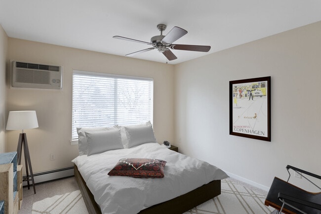 Photo - Parkwood Pointe Apartments