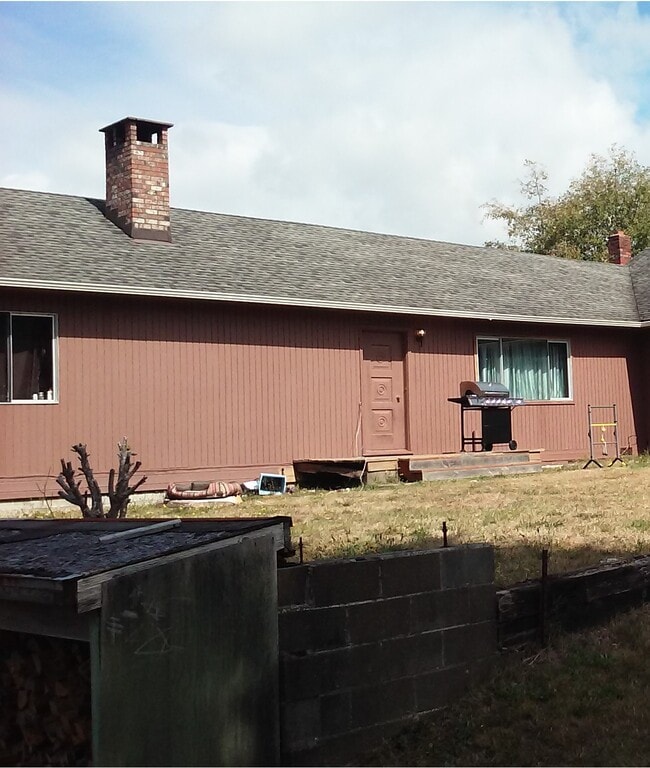 Photo - 810 Dewitt Drive