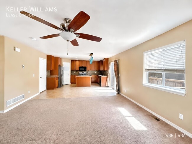 909 Fire Rock Pl