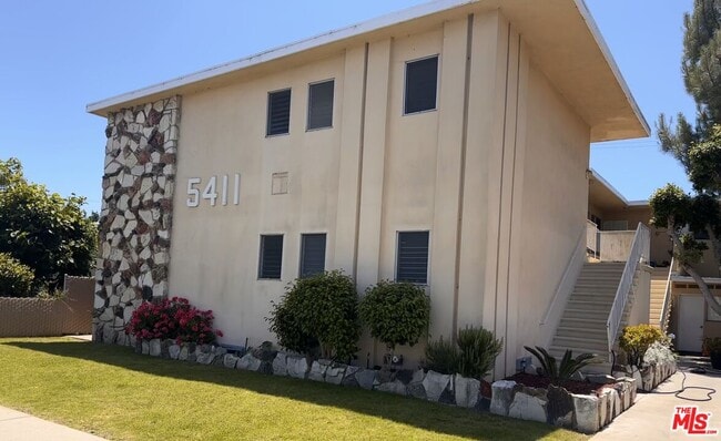 Photo - 5411 S Centinela Ave Apartment Unit 4