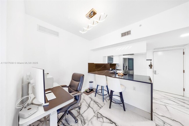 Photo - 1750 N Bayshore Dr Unit 4302