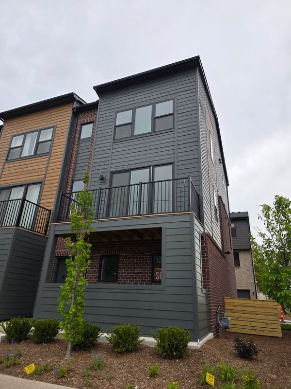 Photo - 3610 Trumbull Condo