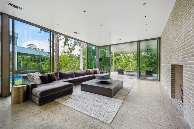 Photo - 9 Pinehill Ln