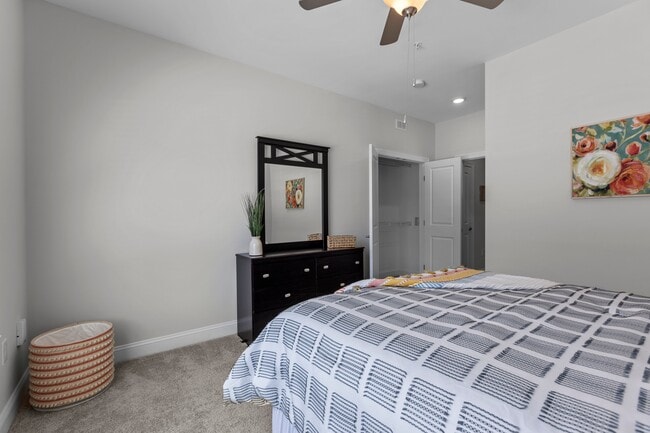 The Lynndale - 2 Bed, 2 Bath - Bradbury Place at Lynndale