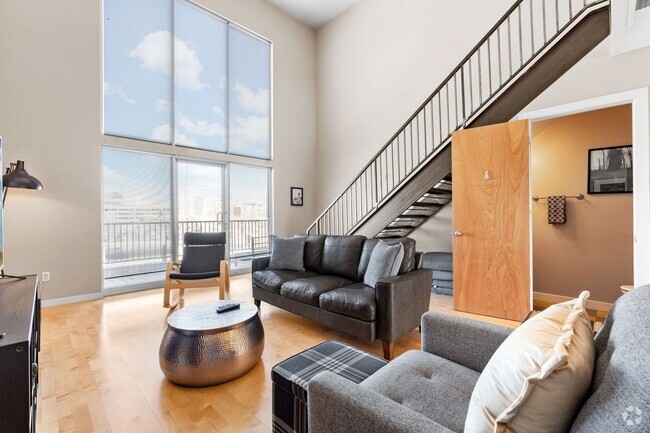 Building Photo - Luxury Furnished Loft on Broadway