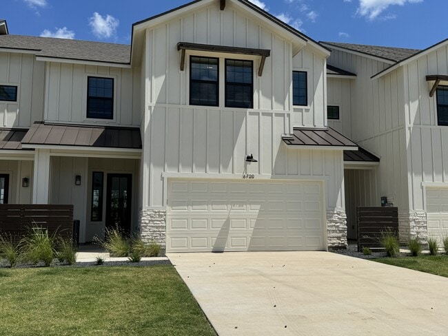 Building Photo - 6720 Abode Ave