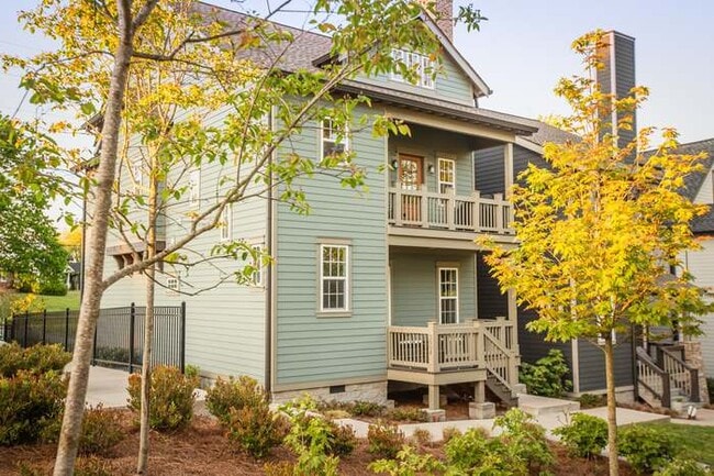 Photo - 3004 Forest Wander Way