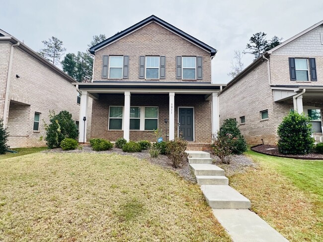 Photo - 3011 Lisburn St