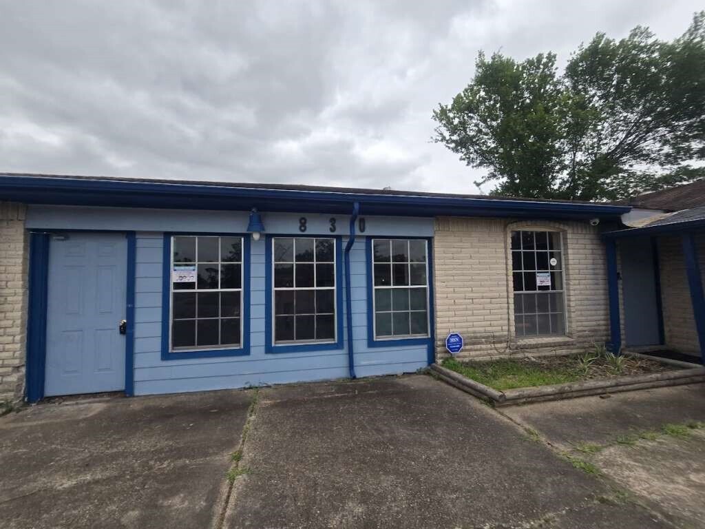 Photo - 830 Stonyridge St