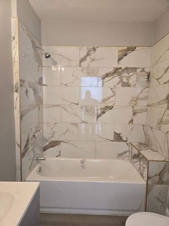 Photo - Beautiful 4-Bedroom Home with Central Air, Gas Heating  Laundry