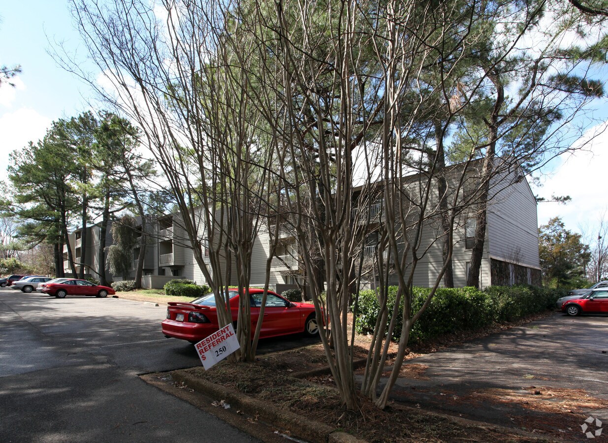 Photo - Poplar Pines Apartments West