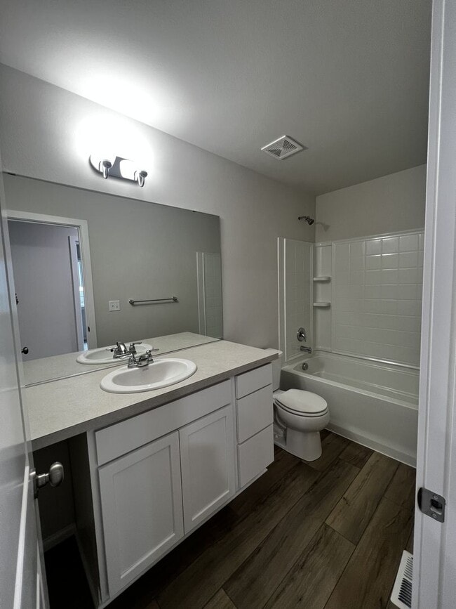Photo - 3 BEDROOM, 2.25 BATH!!! Available Now!!