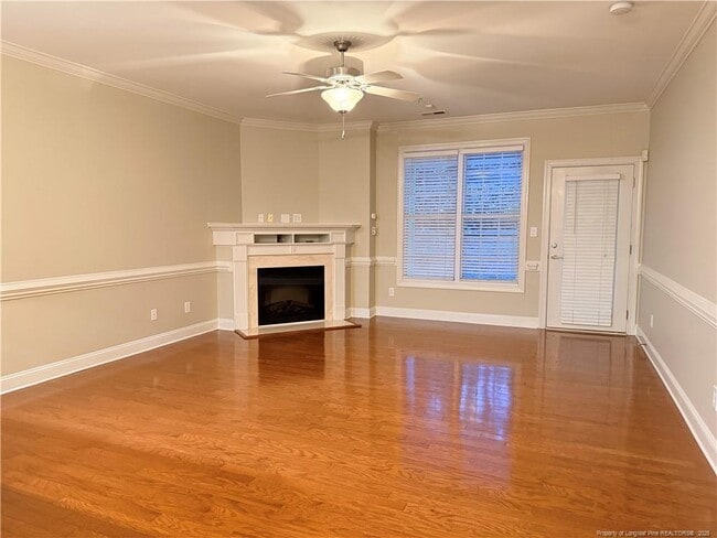 Photo - 210 Fountainhead Ln