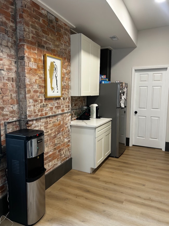 Photo - 1861 Menard St Unit 1861-A
