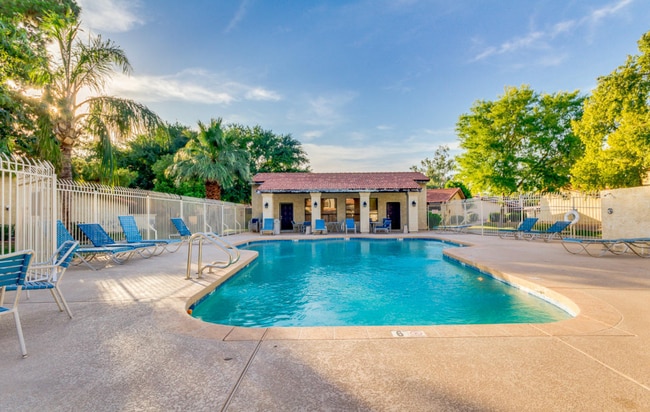Building Photo - 1718 S Longmore Rental