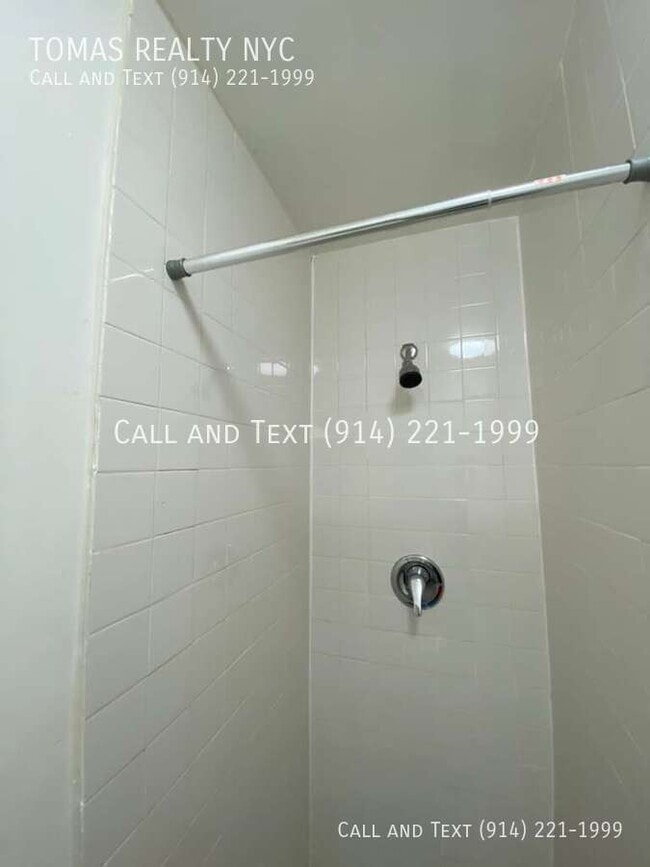 Photo - 142 School St