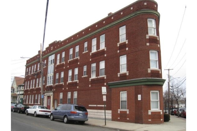 Redstone Apartments