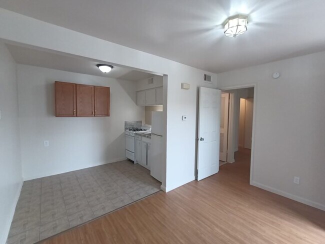 Photo - 2534 Telegraph Rd Apartments Unit 2534 - E