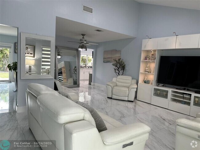 Building Photo - 10310 NW 20th Ct Rental