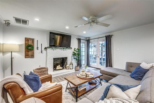 Photo - 9921 Windlake Cir