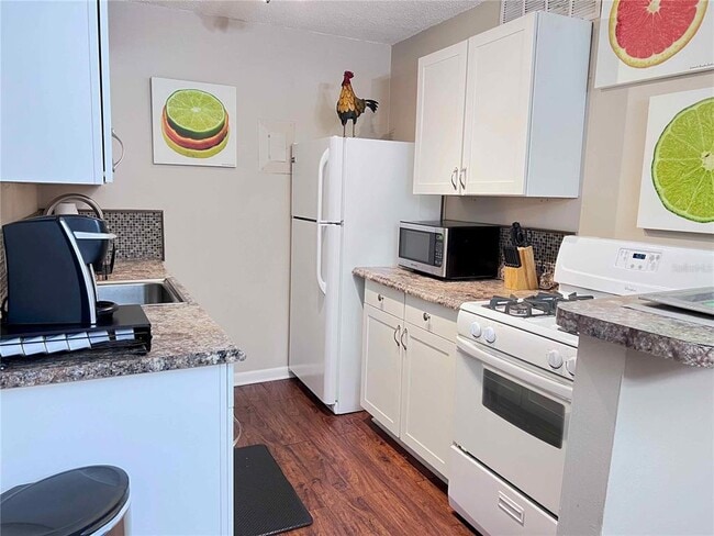 Photo - 1700 SW 16th Ct Unidad C26