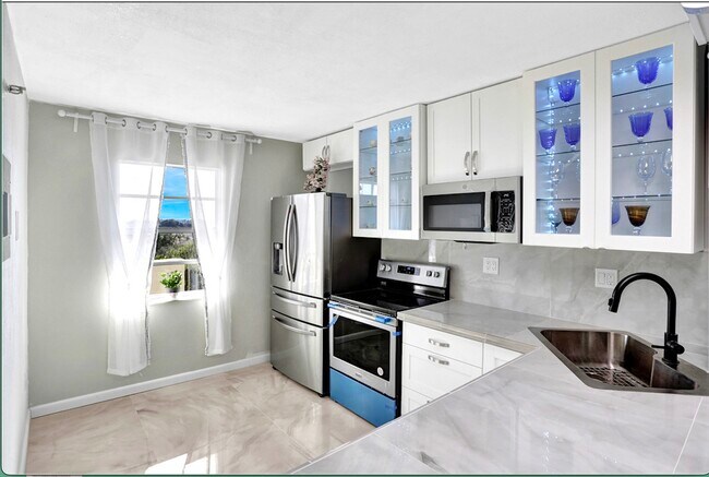 Photo - 7001 Environ Blvd Unit 703