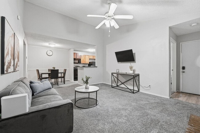Photo - 2102 W Loop 289 Acc Rd Unit SI FL2-ID1612699P