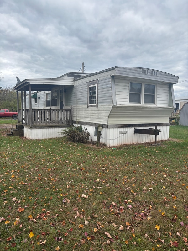 Photo - 131 Mobile Court Rd