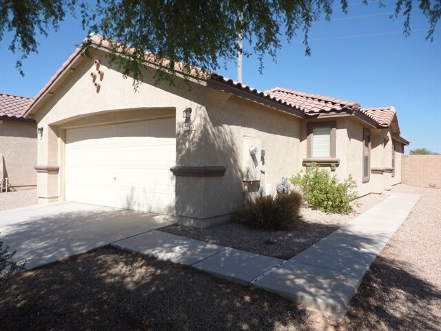 Photo - 18471 N Celis St